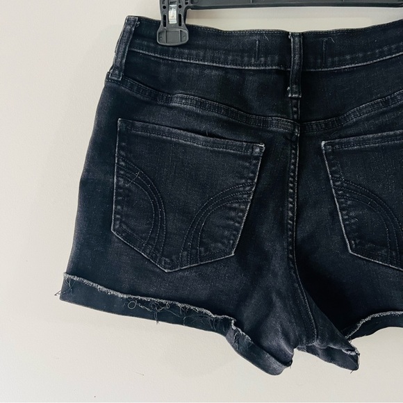 Hollister Black High-Rise Jean Shorts Distressed Denim Style Size 30 Size 11/10 - Picture 4 of 10